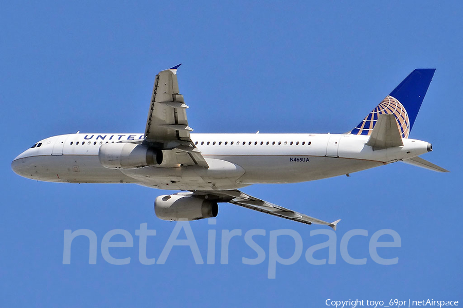 United Airlines Airbus A320-232 (N465UA) | Photo 71024