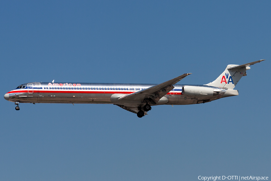 American Airlines McDonnell Douglas MD-82 (N467AA) | Photo 183228