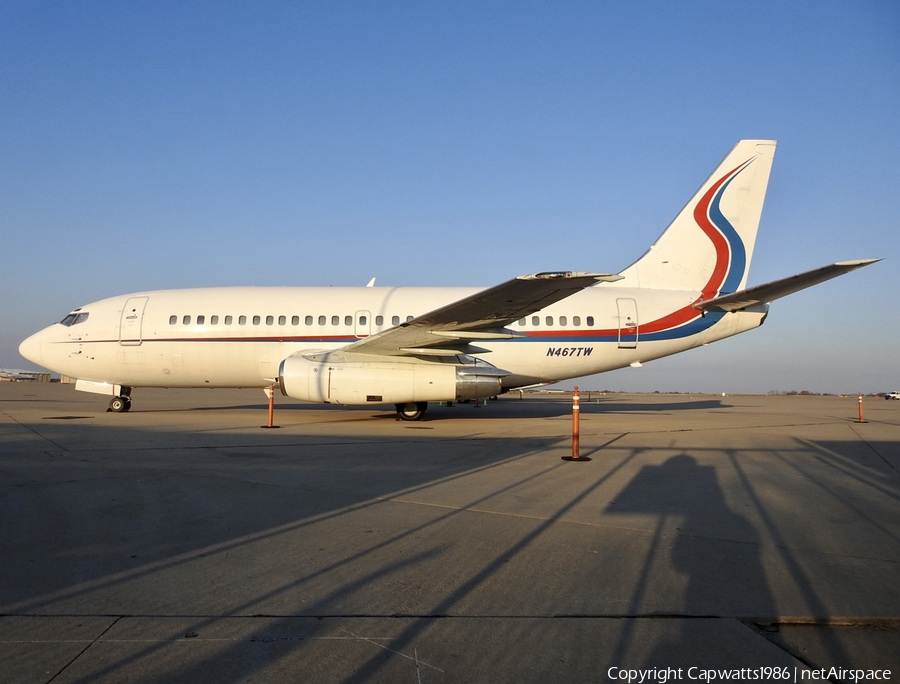Sierra American Corporation Boeing 737-205(Adv) (N467TW) | Photo 535872