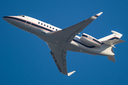 (Private) Bombardier CL-600-2B16 Challenger 605 (N46E) at  Los Angeles - International, United States