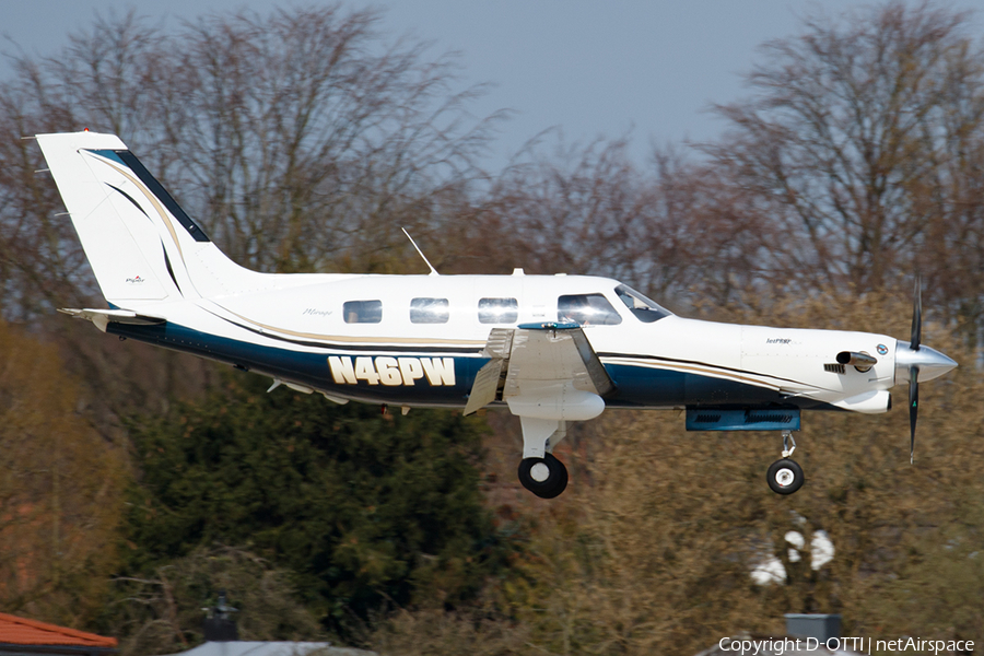 (Private) Piper PA-46-350P Malibu Mirage - JetPROP DLX (N46PW) | Photo 442833