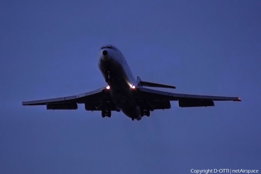 Pan Am - Pan American World Airways Boeing 727-235 (N47***) | Photo 207083