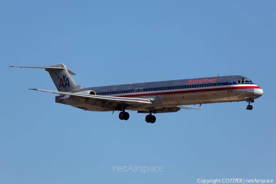 American Airlines McDonnell Douglas MD-82 (N470AA) | Photo 62419