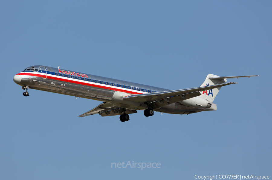 American Airlines McDonnell Douglas MD-82 (N471AA) | Photo 11670