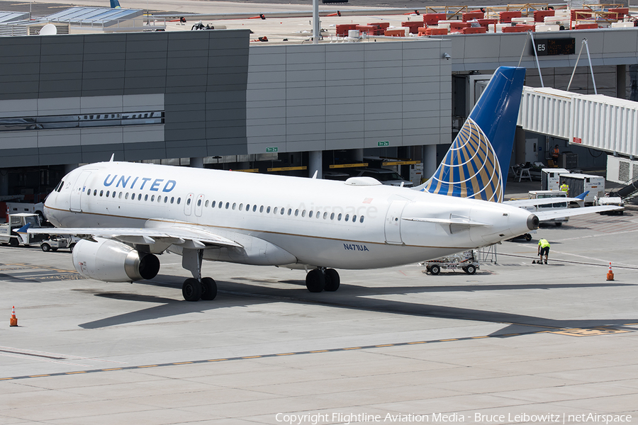 United Airlines Airbus A320-232 (N471UA) | Photo 555238