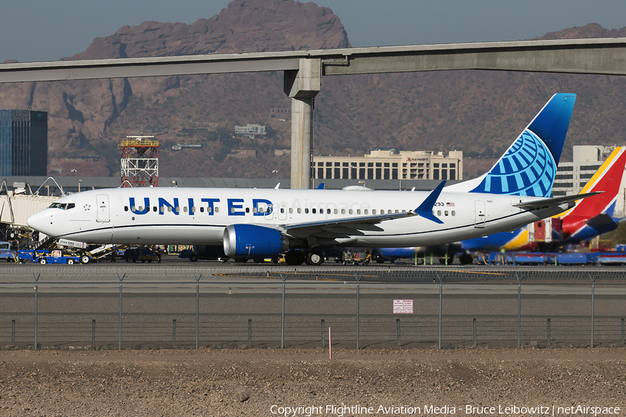 United Airlines Boeing 737-8 MAX (N47293) | Photo 660472