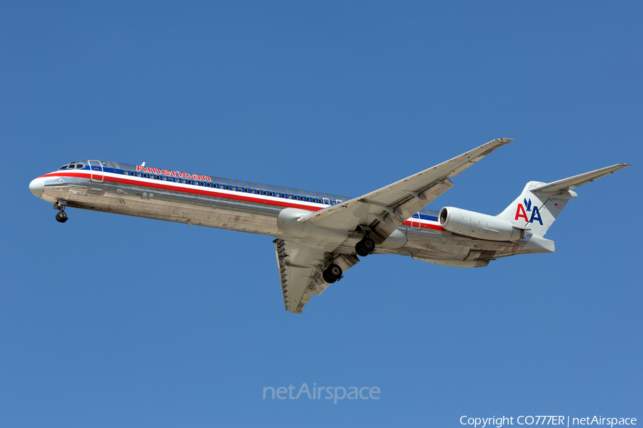 American Airlines McDonnell Douglas MD-82 (N472AA) | Photo 22414