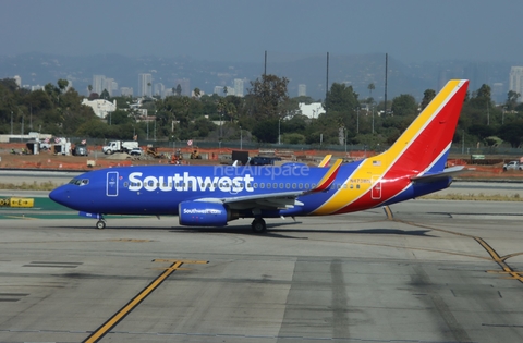 Southwest Airlines Boeing 737-7H4 (N473WN) at  Los Angeles - International, United States