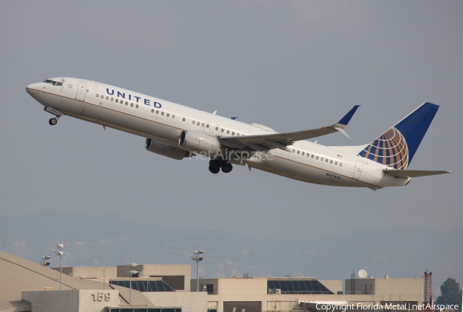 United Airlines Boeing 737-924(ER) (N47414) | Photo 304483