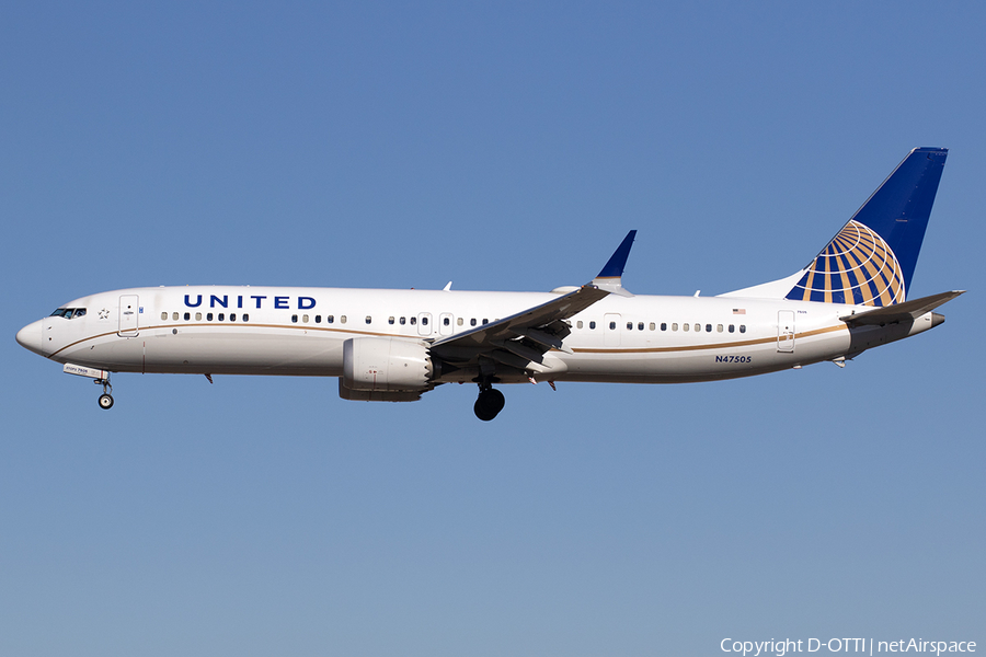 United Airlines Boeing 737-9 MAX (N47505) | Photo 555808