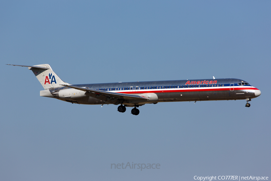 American Airlines McDonnell Douglas MD-82 (N475AA) | Photo 88157