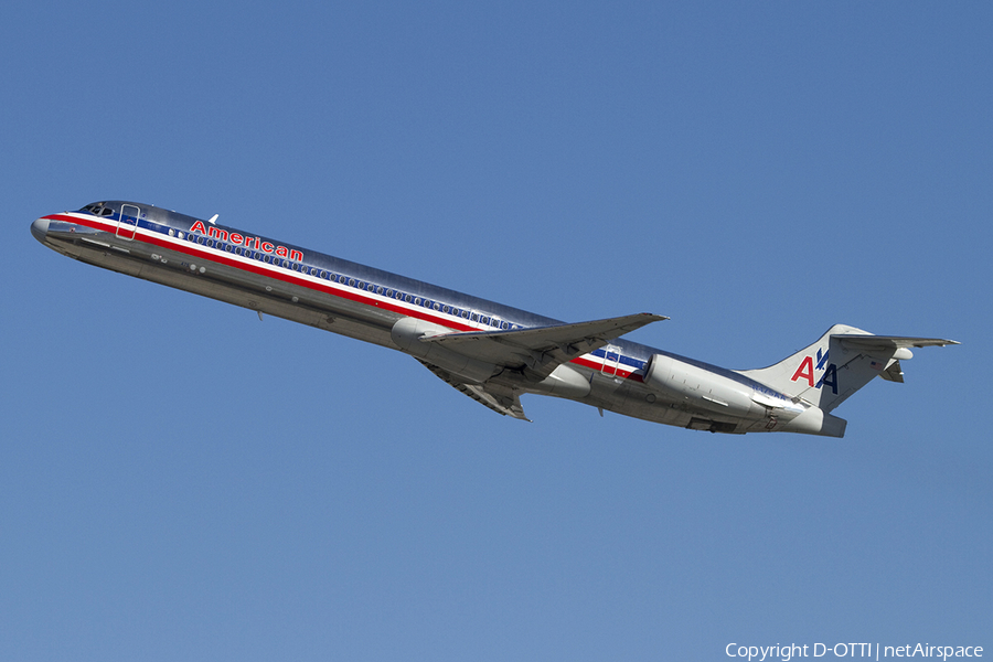 American Airlines McDonnell Douglas MD-82 (N475AA) | Photo 334593