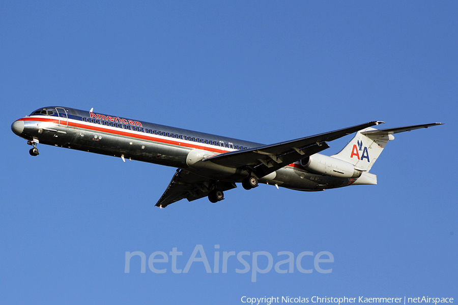 American Airlines McDonnell Douglas MD-82 (N476AA) | Photo 127058