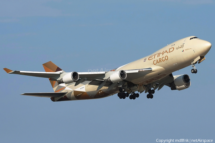 Etihad Cargo (Atlas Air) Boeing 747-47UF (N476MC) | Photo 389232