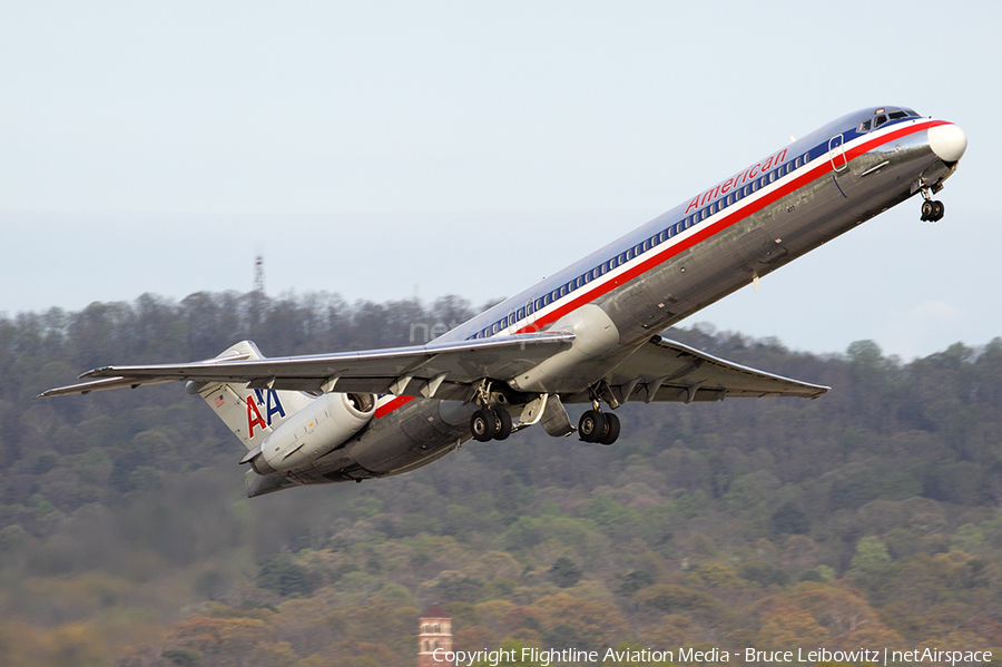 American Airlines McDonnell Douglas MD-82 (N477AA) | Photo 117610