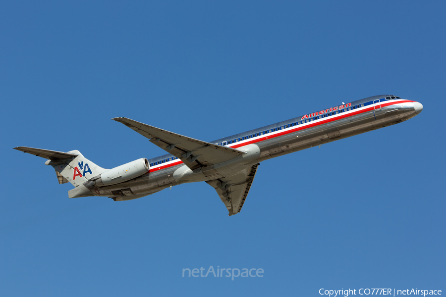 American Airlines McDonnell Douglas MD-82 (N477AA) | Photo 74968