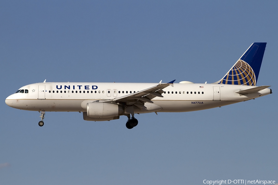 United Airlines Airbus A320-232 (N477UA) | Photo 464763