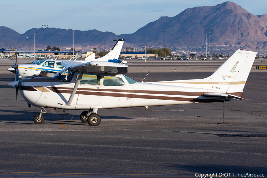 (Private) Cessna 172N Skyhawk II (N4789D) | Photo 549059