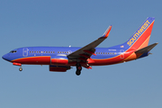 Southwest Airlines Boeing 737-7H4 (N478WN) at  Los Angeles - International, United States