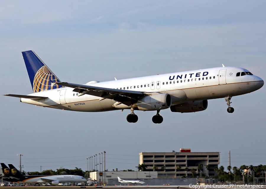 United Airlines Airbus A320-232 (N479UA) | Photo 100115