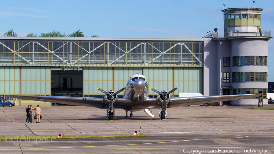 (Private) Douglas C-47A Skytrain (N47E) | Photo 328274