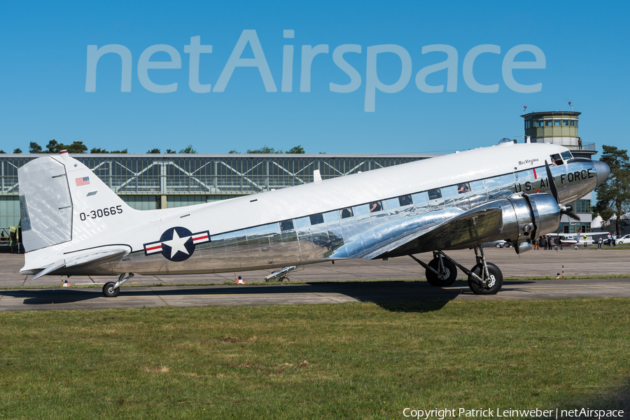 (Private) Douglas C-47A Skytrain (N47E) | Photo 347265