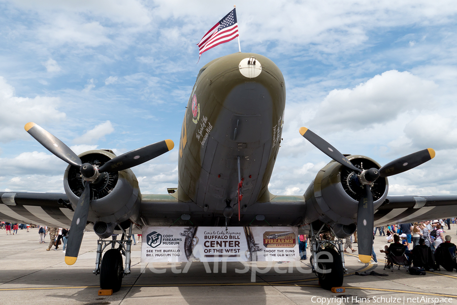 (Private) Douglas C-47B Skytrain (Dakota 4) (N47SJ) | Photo 328538