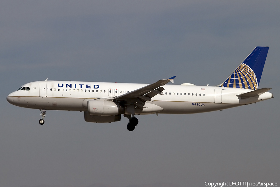 United Airlines Airbus A320-232 (N480UA) | Photo 463771