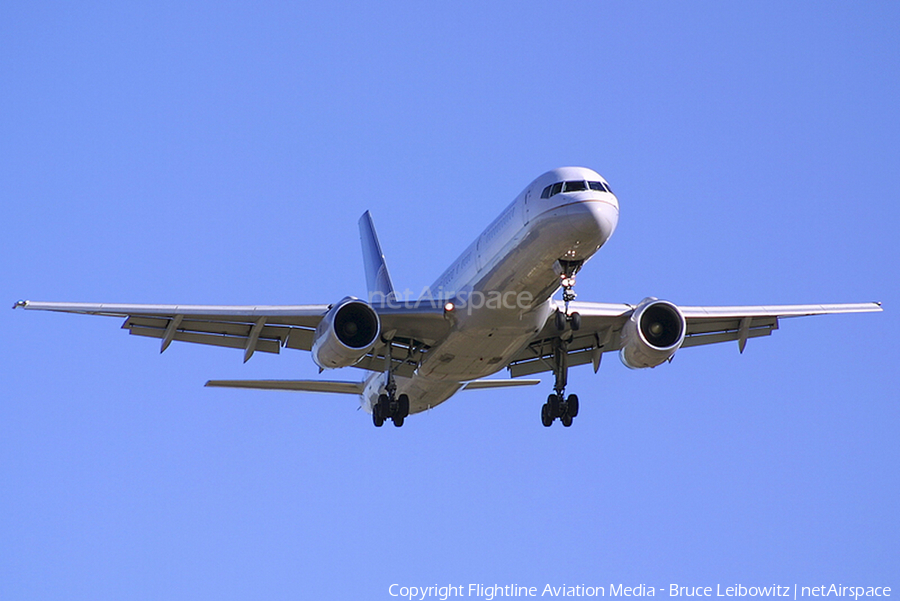 Continental Airlines Boeing 757-224 (N48127) | Photo 172101