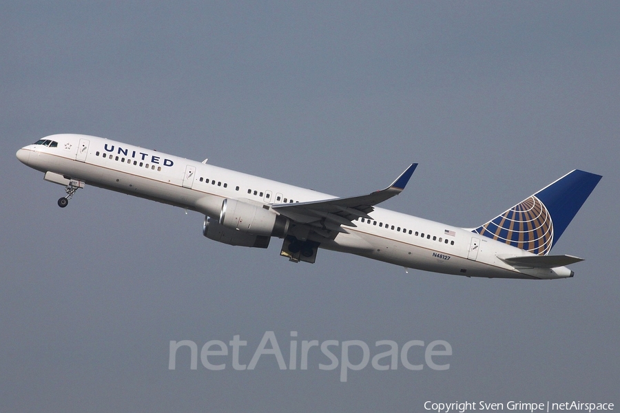 United Airlines Boeing 757-224 (N48127) | Photo 29594