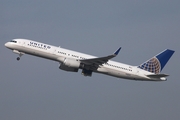 United Airlines Boeing 757-224 (N48127) at  Hamburg - Fuhlsbuettel (Helmut Schmidt), Germany