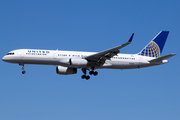 United Airlines Boeing 757-224 (N48127) at  Los Angeles - International, United States