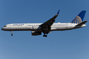 United Airlines Boeing 757-224 (N48127) at  Los Angeles - International, United States