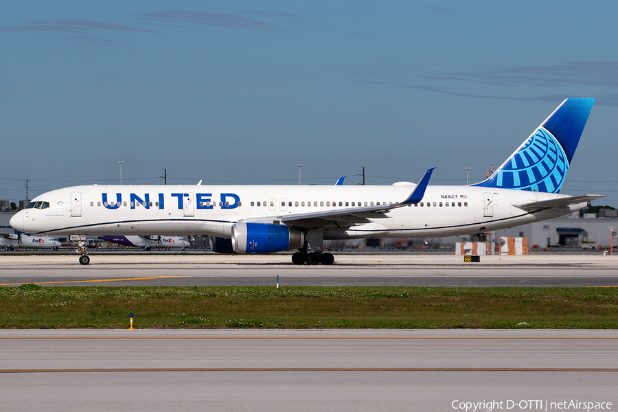 United Airlines Boeing 757-224 (N48127) | Photo 611400