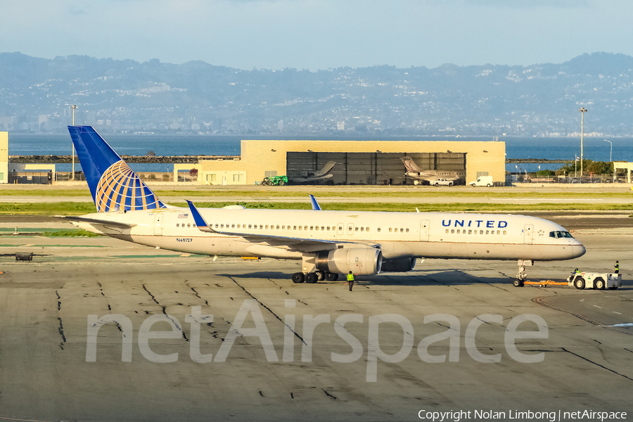 United Airlines Boeing 757-224 (N48127) | Photo 439544