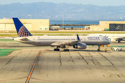United Airlines Boeing 757-224 (N48127) at  San Francisco - International, United States