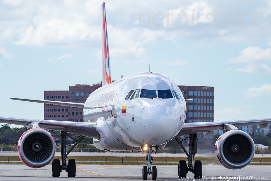 Avianca Airbus A320-214 (N481AV) | Photo 319175