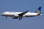 United Airlines Airbus A320-232 (N482UA) at  Los Angeles - International, United States