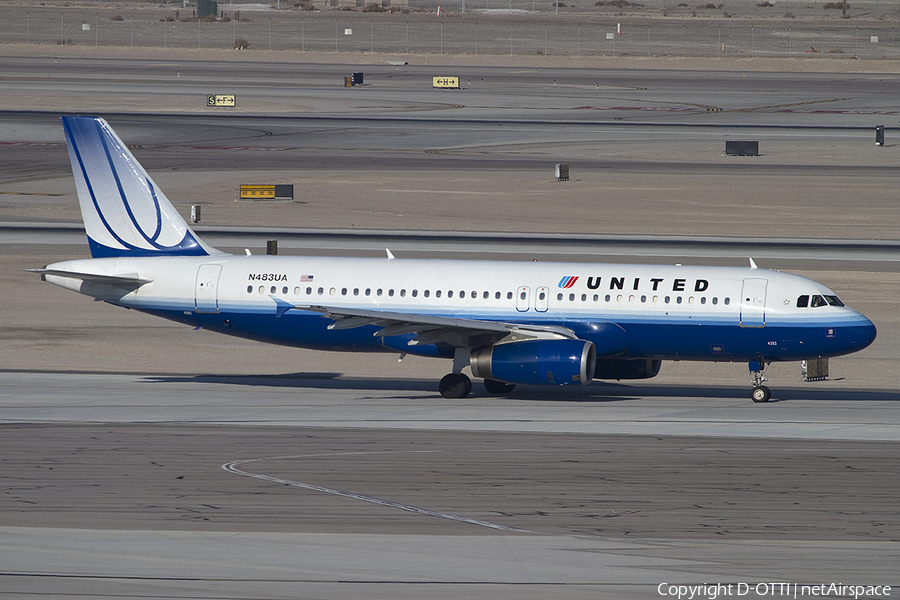 United Airlines Airbus A320-232 (N483UA) | Photo 340116