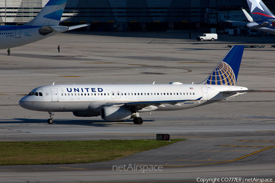 United Airlines Airbus A320-232 (N483UA) | Photo 37520
