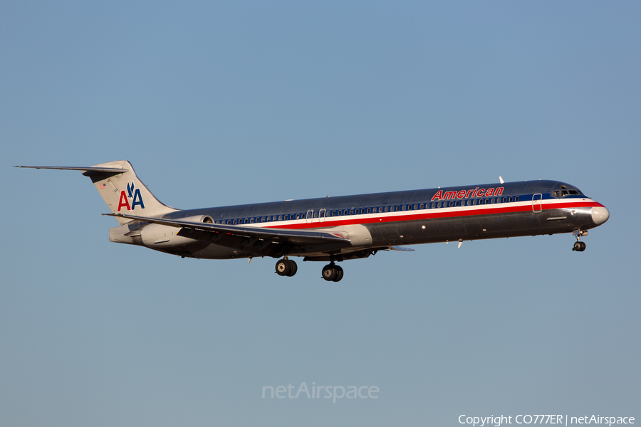 American Airlines McDonnell Douglas MD-82 (N484AA) | Photo 19062