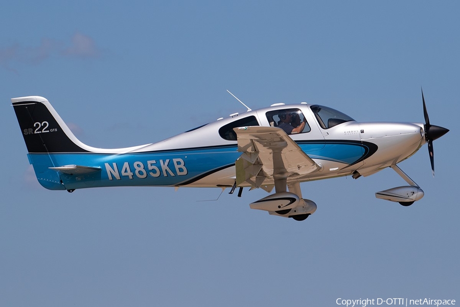 (Private) Cirrus SR22 GTS (N485KB) | Photo 660237