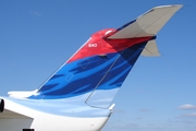 Delta Connection (Comair) Bombardier CRJ-200ER (N487CA) at  La Crosse - Regional, United States