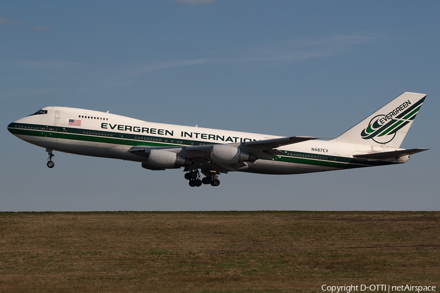 Evergreen International Airlines Boeing 747-230BF (N487EV) | Photo 197648