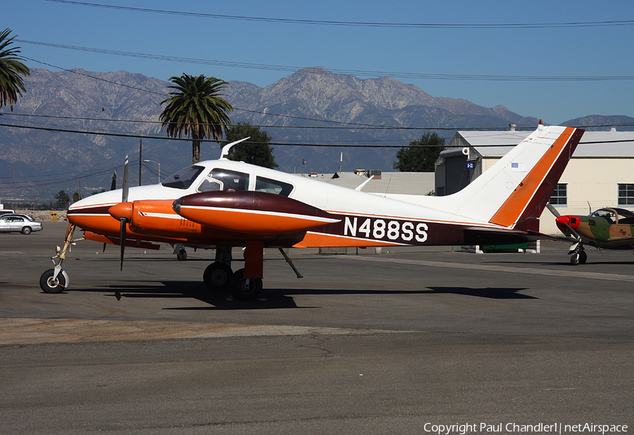 (Private) Cessna 310D (N488SS) | Photo 64859