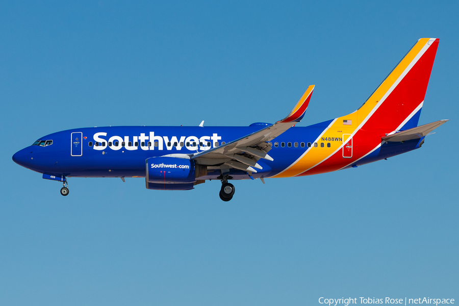 Southwest Airlines Boeing 737-7H4 (N488WN) | Photo 341443