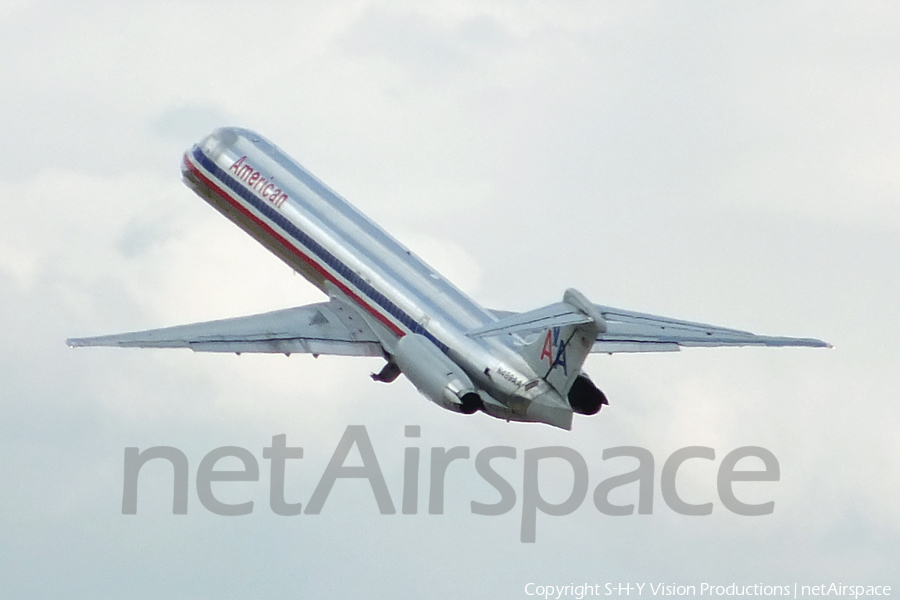 American Airlines McDonnell Douglas MD-82 (N489AA) | Photo 11971
