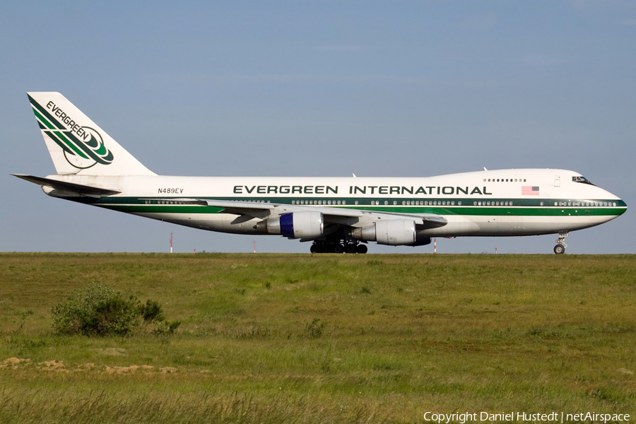 Evergreen International Airlines Boeing 747-230BF (N489EV) | Photo 545384