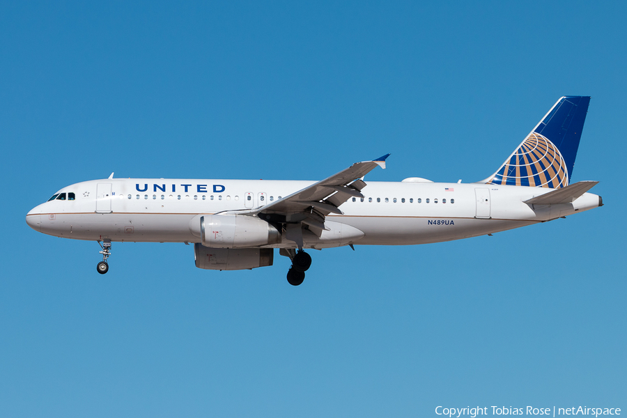United Airlines Airbus A320-232 (N489UA) | Photo 277296