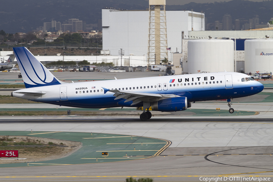 United Airlines Airbus A320-232 (N489UA) | Photo 333115